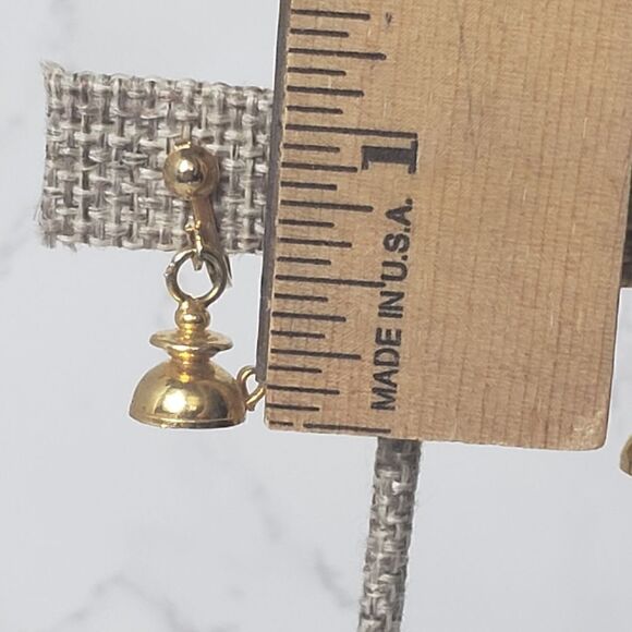 VINTAGE Goldtone Inkwell Kettle Candle Holder Clip-on Earrings - Picture 5 of 6
